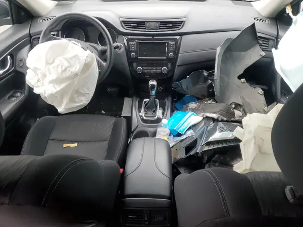 KNMAT2MV5JP531989 2018 NISSAN ROGUE - Image 8