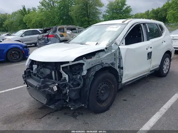 KNMAT2MV5JP544564 2018 NISSAN ROGUE - Image 2