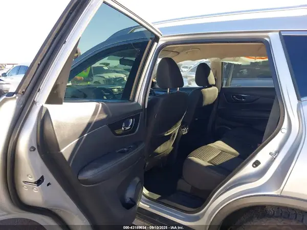 KNMAT2MV5JP545617 2018 NISSAN ROGUE - Image 8
