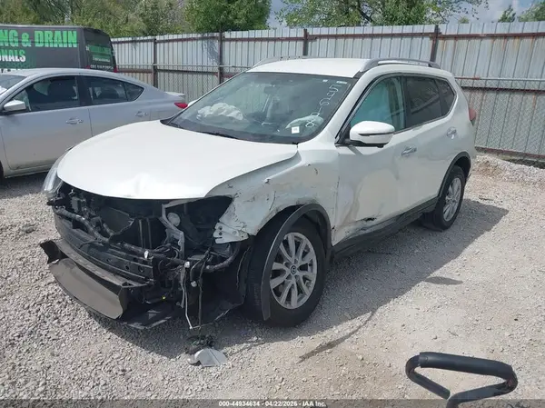 KNMAT2MV5JP546198 2018 NISSAN ROGUE - Image 2