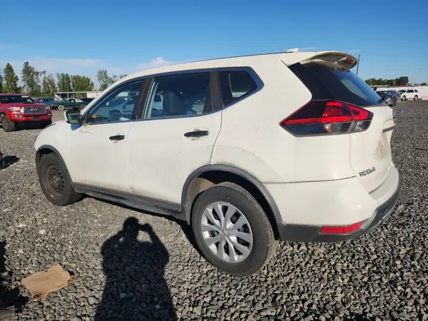 KNMAT2MV5JP549134 2018 NISSAN ROGUE - Image 2