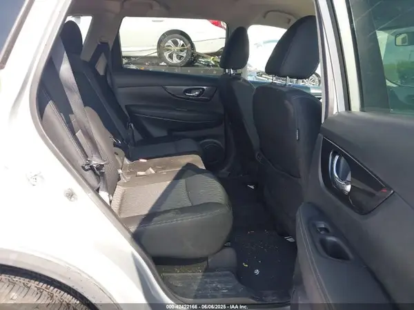 KNMAT2MV5JP551062 2018 NISSAN ROGUE - Image 8