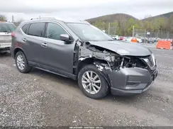 KNMAT2MV5JP551370 2018 NISSAN ROGUE
