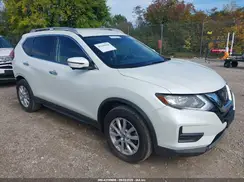 KNMAT2MV5JP558786 2018 NISSAN ROGUE