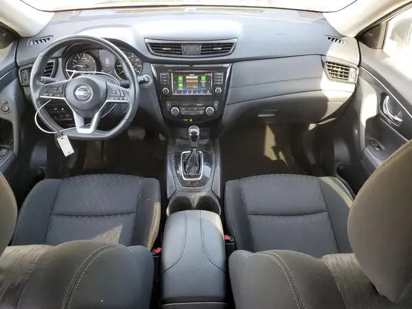 KNMAT2MV5JP560666 2018 NISSAN ROGUE - Image 8