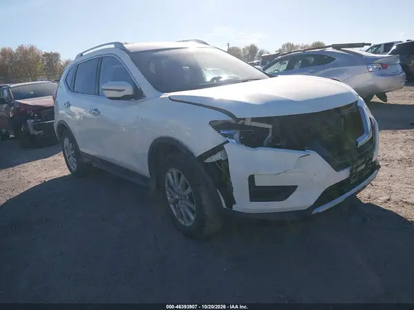 KNMAT2MV5JP563423 2018 NISSAN ROGUE - Image 1