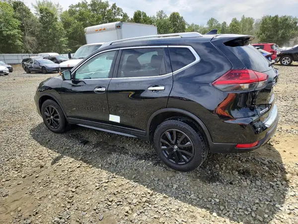 KNMAT2MV5JP563521 2018 NISSAN ROGUE - Image 2