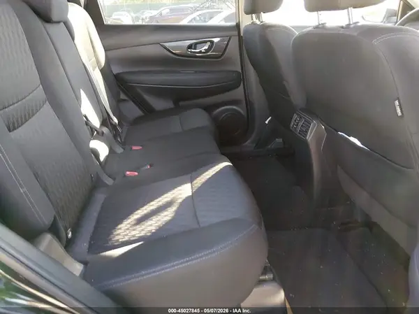 KNMAT2MV5JP565799 2018 NISSAN ROGUE - Image 8