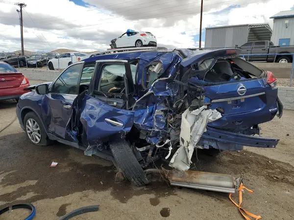 KNMAT2MV5JP567391 2018 NISSAN ROGUE - Image 2