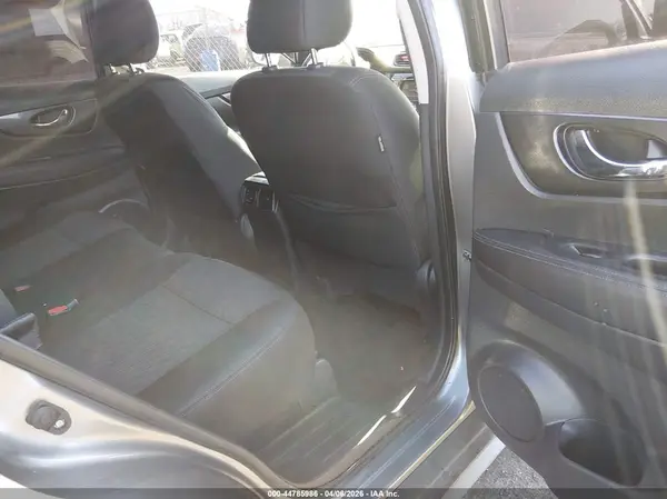KNMAT2MV5JP571697 2018 NISSAN ROGUE - Image 8