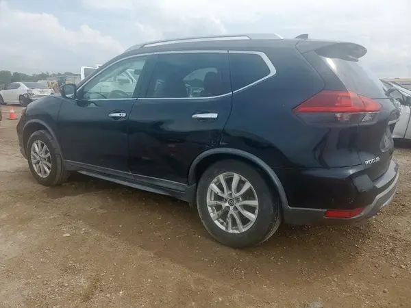 KNMAT2MV5JP583865 2018 NISSAN ROGUE - Image 2