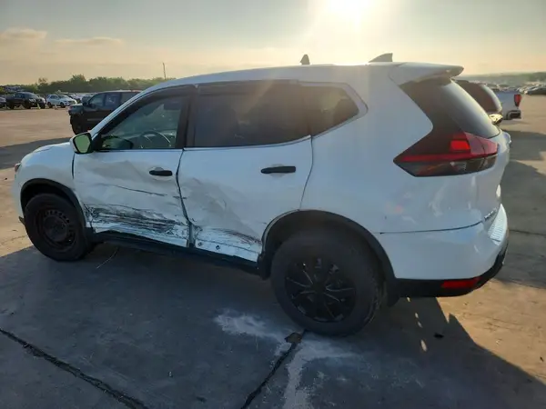 KNMAT2MV5JP584580 2018 NISSAN ROGUE - Image 2