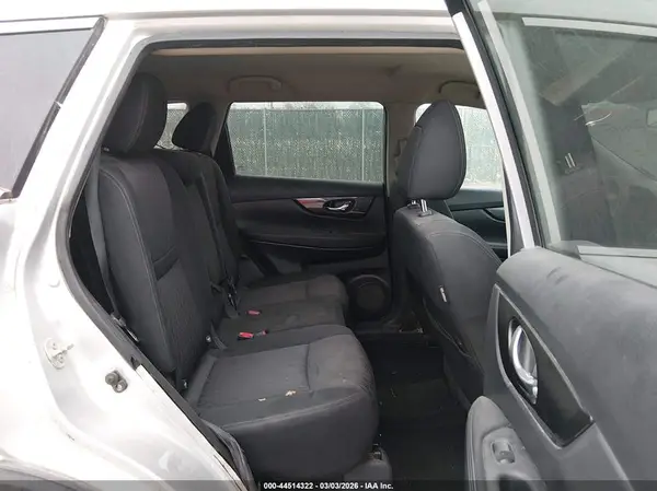 KNMAT2MV5JP585728 2018 NISSAN ROGUE - Image 8