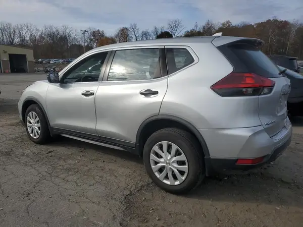 KNMAT2MV5JP586474 2018 NISSAN ROGUE - Image 2