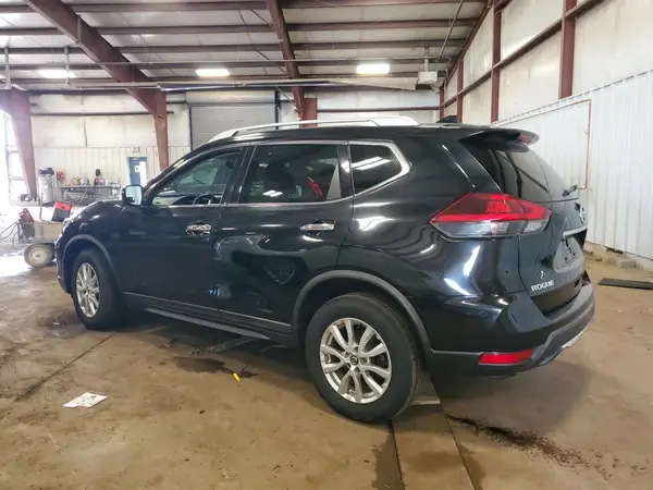 KNMAT2MV5JP587916 2018 NISSAN ROGUE - Image 2