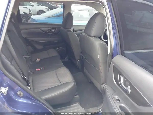 KNMAT2MV5JP595076 2018 NISSAN ROGUE - Image 8