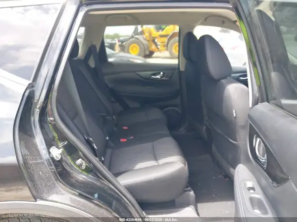 KNMAT2MV5JP596051 2018 NISSAN ROGUE - Image 8