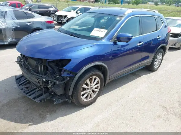 KNMAT2MV5JP604973 2018 NISSAN ROGUE - Image 2