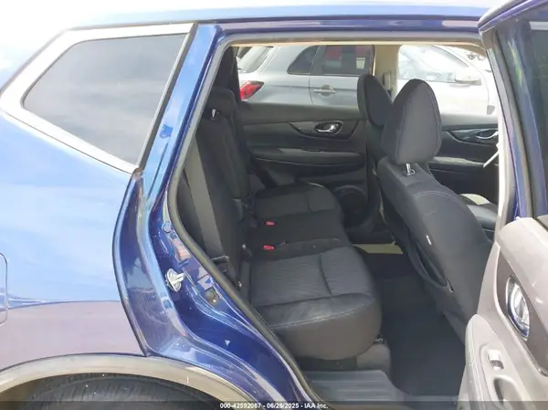 KNMAT2MV5JP604973 2018 NISSAN ROGUE - Image 8