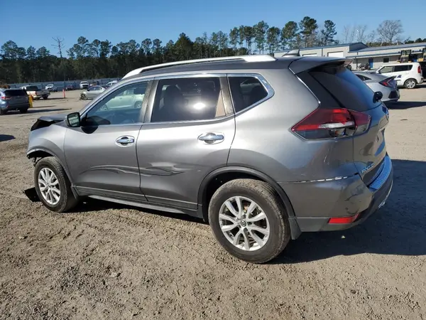 KNMAT2MV5JP607159 2018 NISSAN ROGUE - Image 2