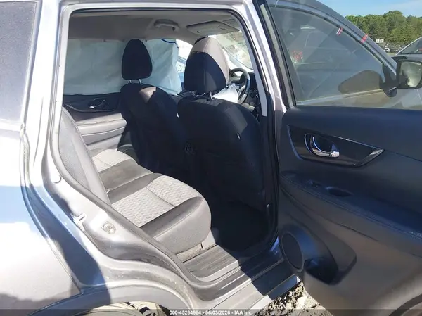 KNMAT2MV5JP609624 2018 NISSAN ROGUE - Image 8