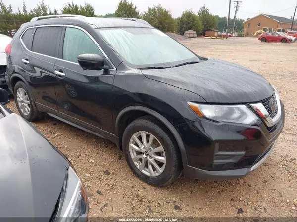 KNMAT2MV5JP610322 2018 NISSAN ROGUE - Image 1