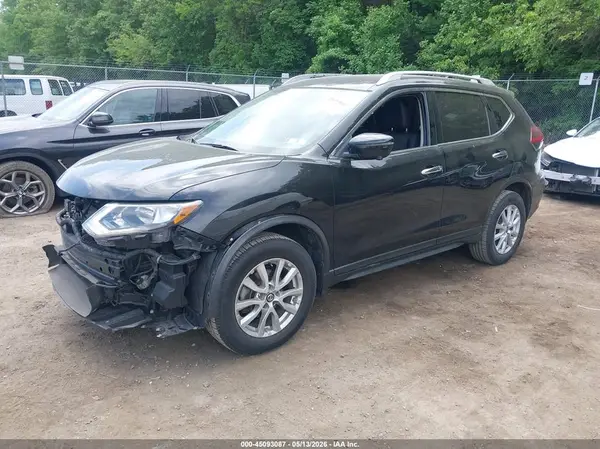 KNMAT2MV5JP612457 2018 NISSAN ROGUE - Image 2