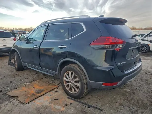 KNMAT2MV5JP613754 2018 NISSAN ROGUE - Image 2