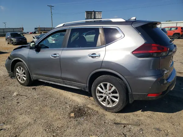 KNMAT2MV5JP613978 2018 NISSAN ROGUE - Image 2