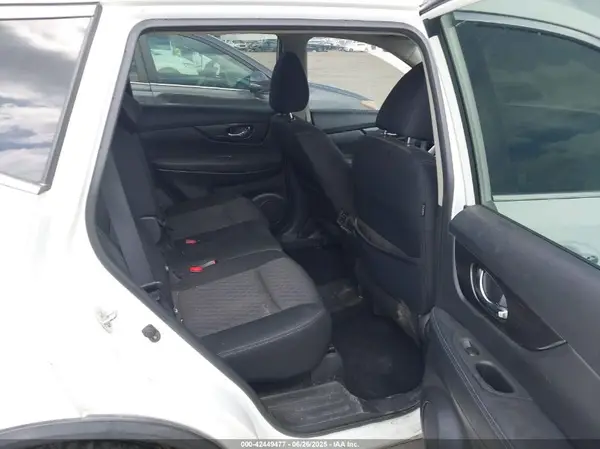 KNMAT2MV5KP516555 2019 NISSAN ROGUE - Image 8