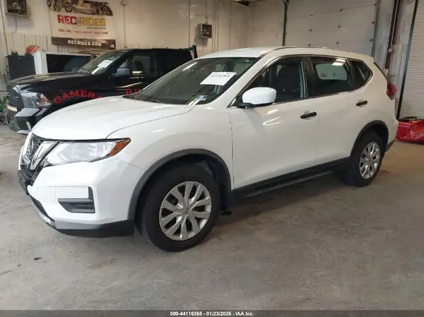KNMAT2MV5KP545571 2019 NISSAN ROGUE - Image 2