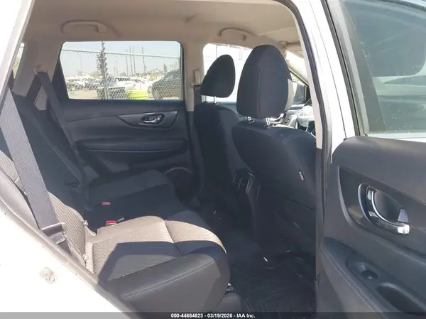 KNMAT2MV5KP552939 2019 NISSAN ROGUE - Image 8