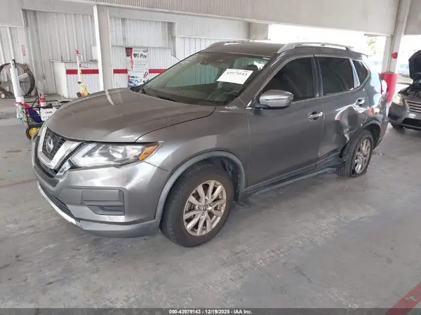KNMAT2MV5KP556537 2019 NISSAN ROGUE - Image 2
