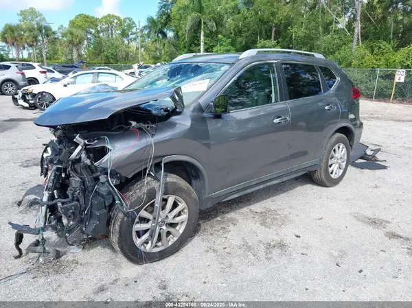 KNMAT2MV5LP518405 2020 NISSAN ROGUE - Image 2