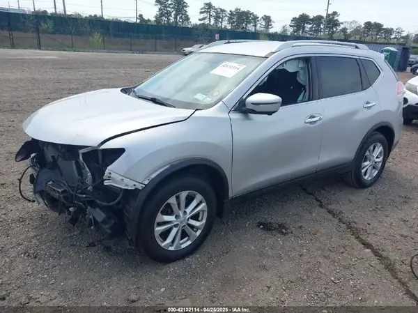 KNMAT2MV6GP601878 2016 NISSAN ROGUE - Image 2