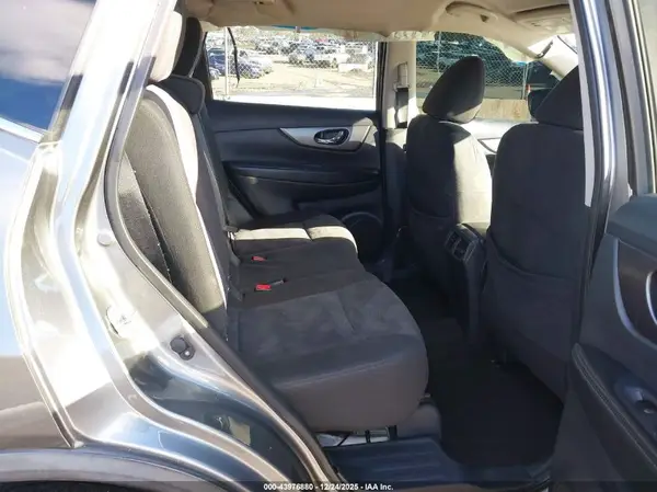KNMAT2MV6GP641636 2016 NISSAN ROGUE - Image 8