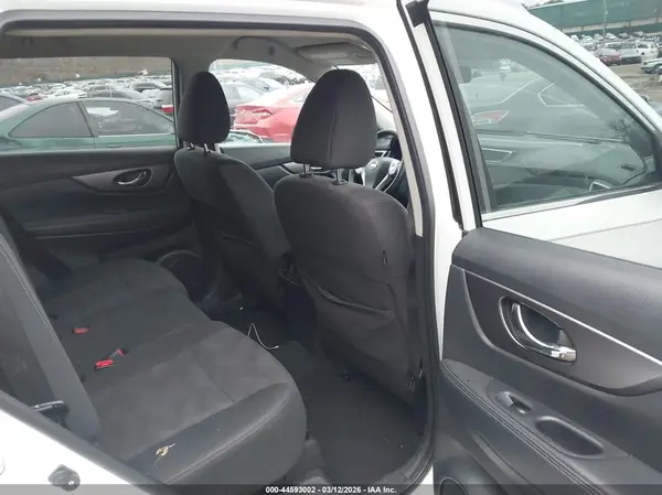 KNMAT2MV6GP676015 2016 NISSAN ROGUE - Image 8