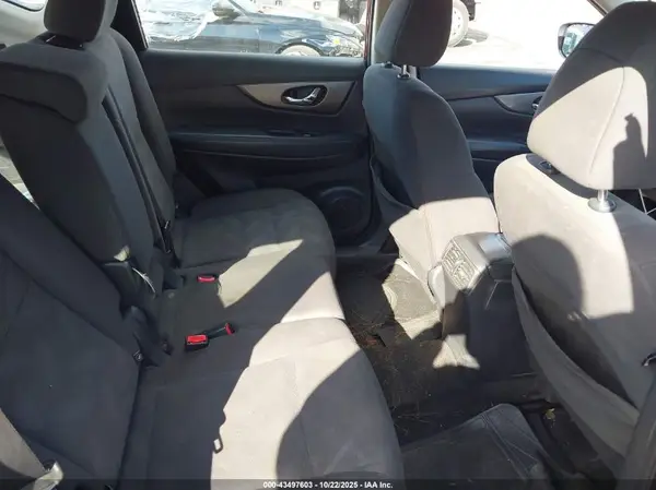 KNMAT2MV6GP686124 2016 NISSAN ROGUE - Image 8