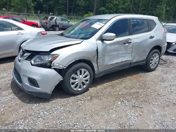 KNMAT2MV6GP689783 2016 NISSAN ROGUE - Image 2