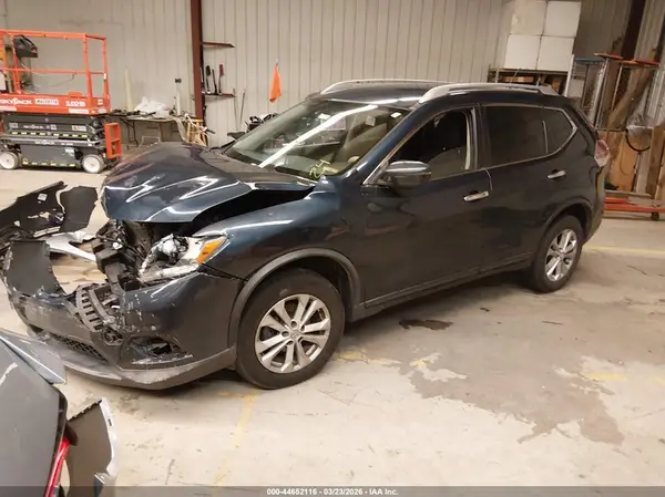 KNMAT2MV6GP710339 2016 NISSAN ROGUE - Image 2
