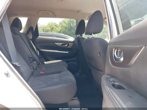 KNMAT2MV6GP714634 2016 NISSAN ROGUE - Image 8