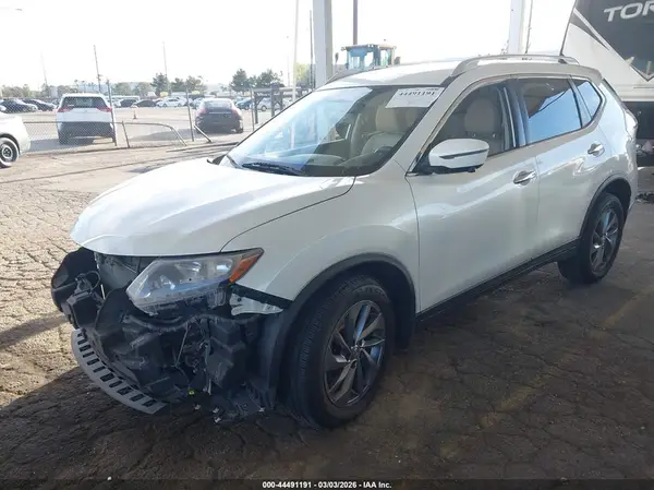 KNMAT2MV6GP718294 2016 NISSAN ROGUE - Image 2