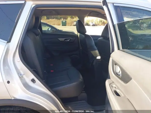 KNMAT2MV6GP733975 2016 NISSAN ROGUE - Image 8