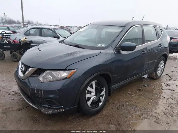 KNMAT2MV6GP735158 2016 NISSAN ROGUE - Image 2