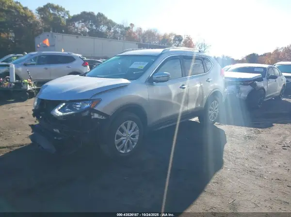 KNMAT2MV6HP500941 2017 NISSAN ROGUE - Image 2