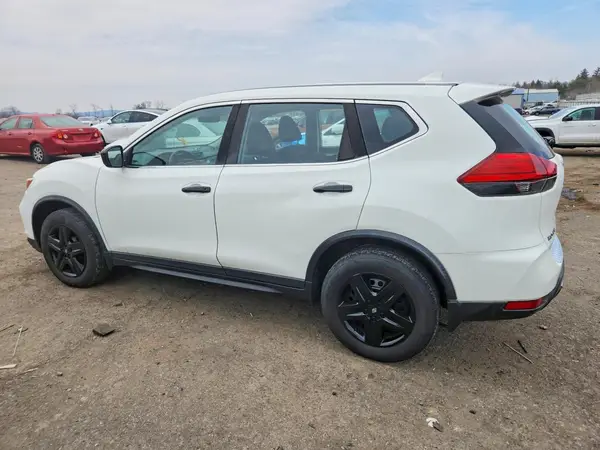KNMAT2MV6HP501023 2017 NISSAN ROGUE - Image 2