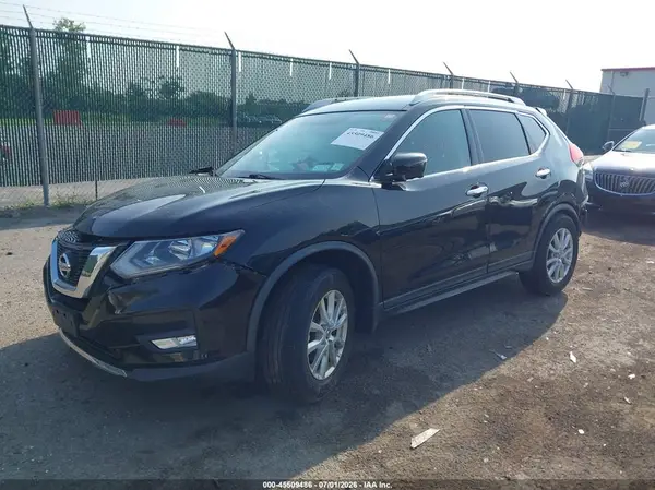 KNMAT2MV6HP504276 2017 NISSAN ROGUE - Image 2