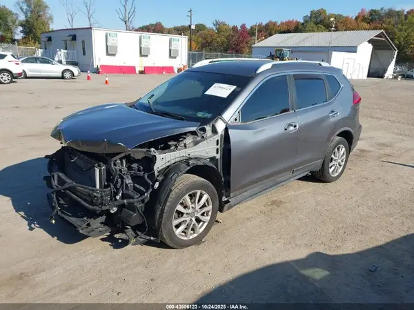 KNMAT2MV6HP505346 2017 NISSAN ROGUE - Image 2