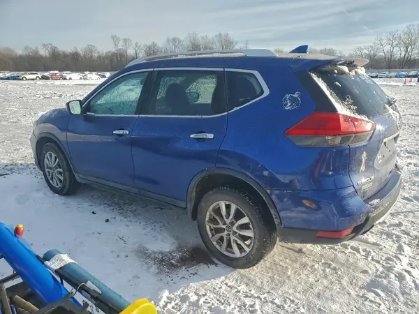 KNMAT2MV6HP505668 2017 NISSAN ROGUE - Image 2