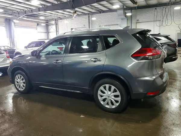 KNMAT2MV6HP513401 2017 NISSAN ROGUE - Image 2